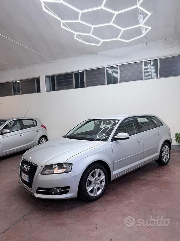 Usata Audi A3 Ambition 125 CV (91 kW) 2010 Grigio Utilitaria