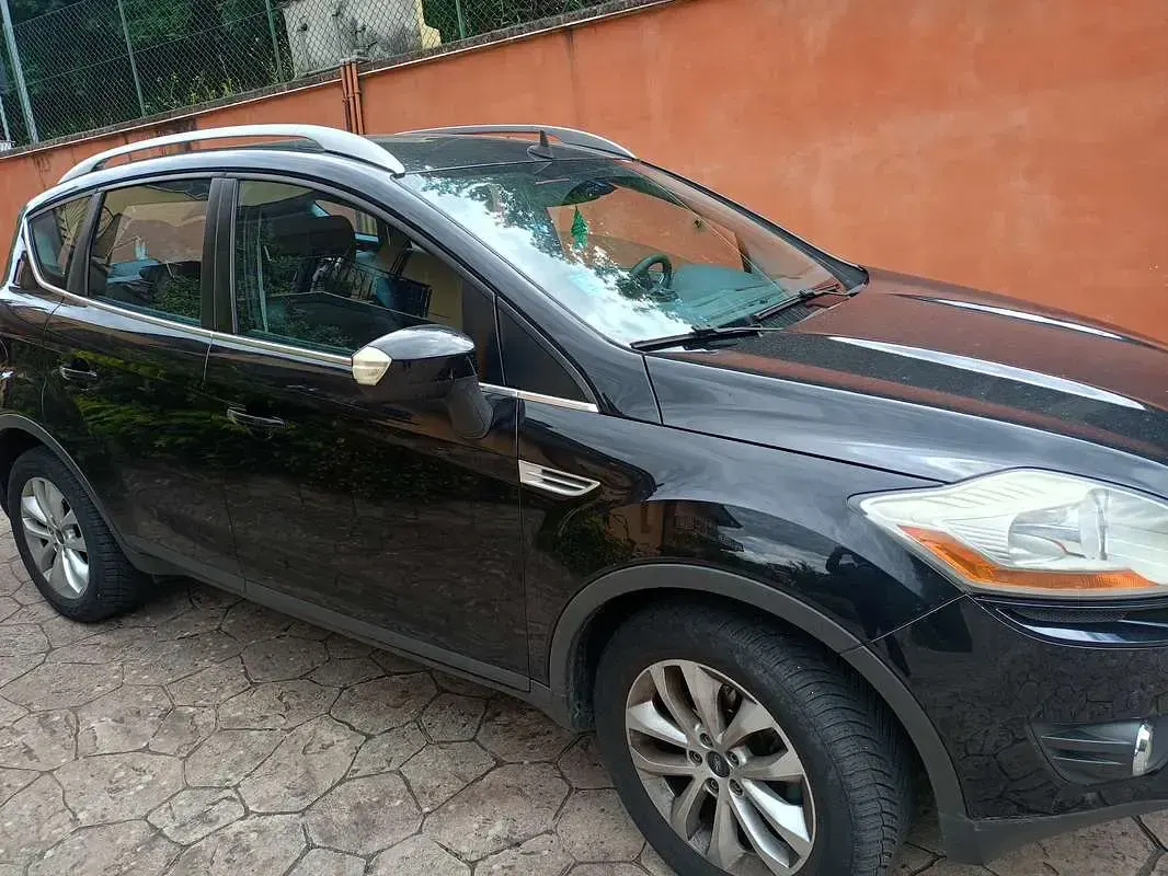 Usata Ford Kuga Titanium 136 CV (100 kW) 2010 SUV