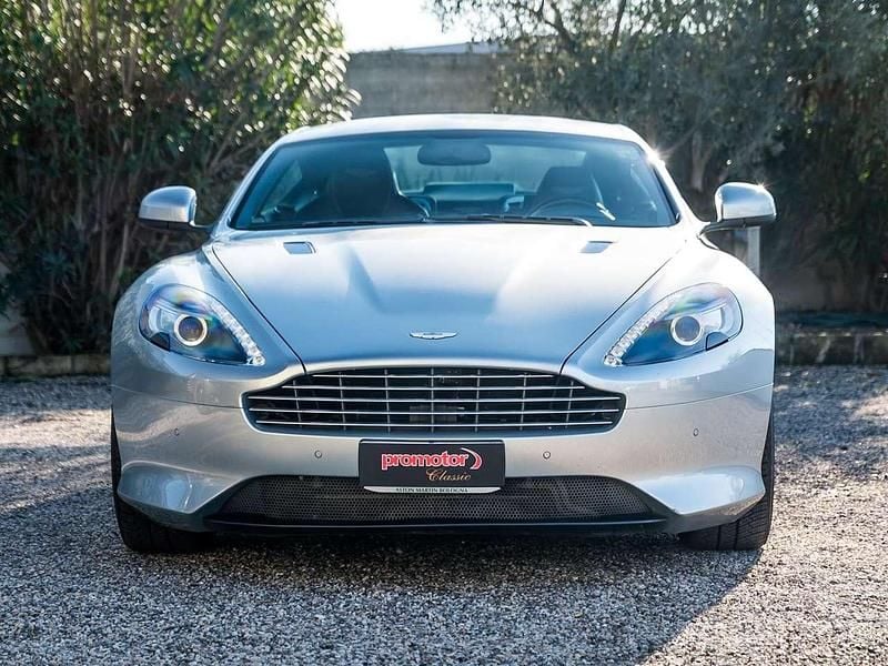 Usata Aston Martin Virage 497 CV (365 kW) 2011 Argento Coupé