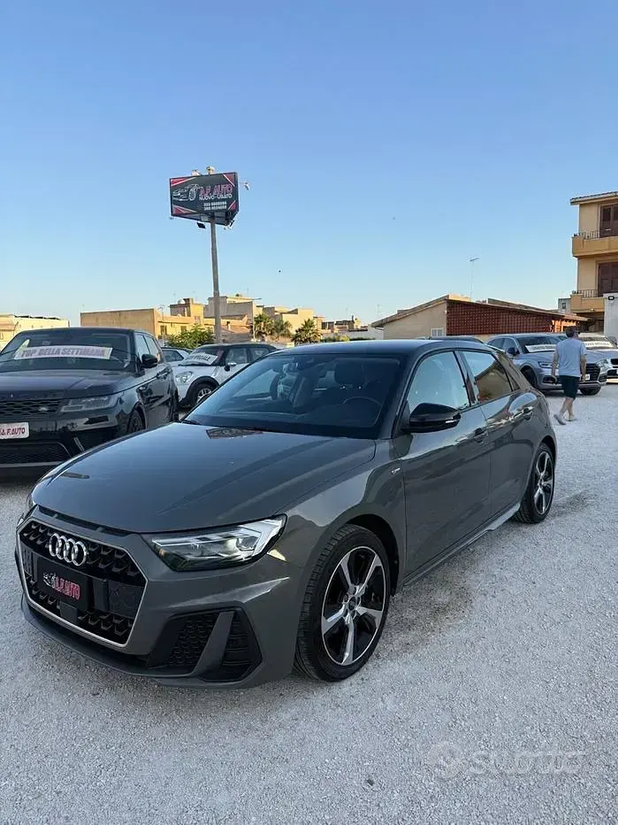 Usata Audi A1 S-Line 110 CV (80 kW) 2023 Grigio SUV