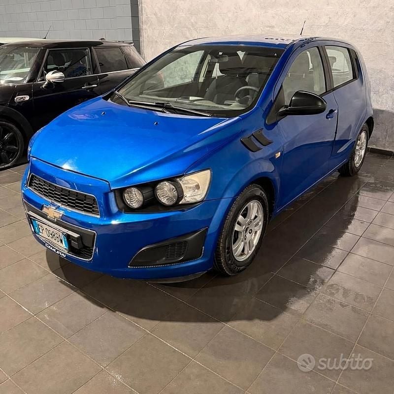 Usata Chevrolet Aveo LS 86 CV (63 kW) 2012 Blu Berlina