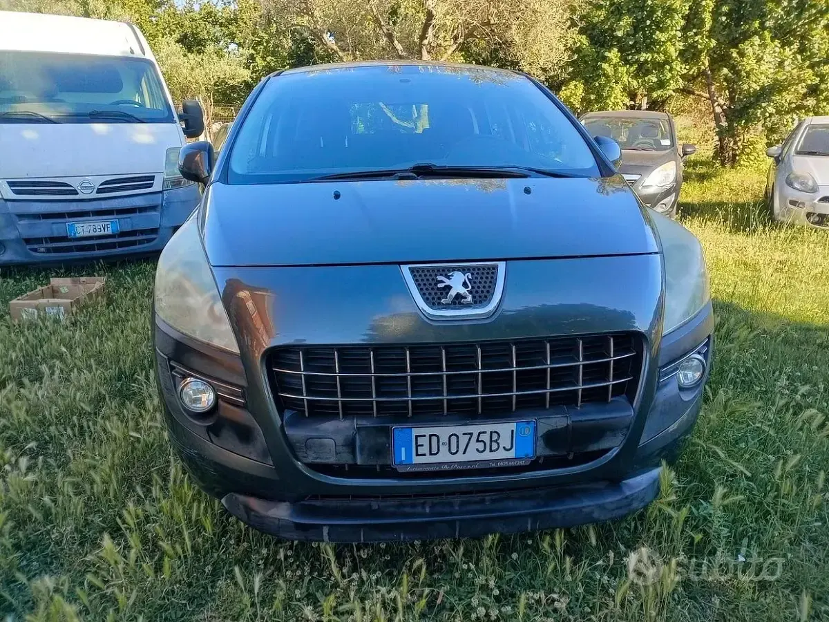 Usata Peugeot 3008 150 CV (110 kW) 2010 Grigio Station wagon