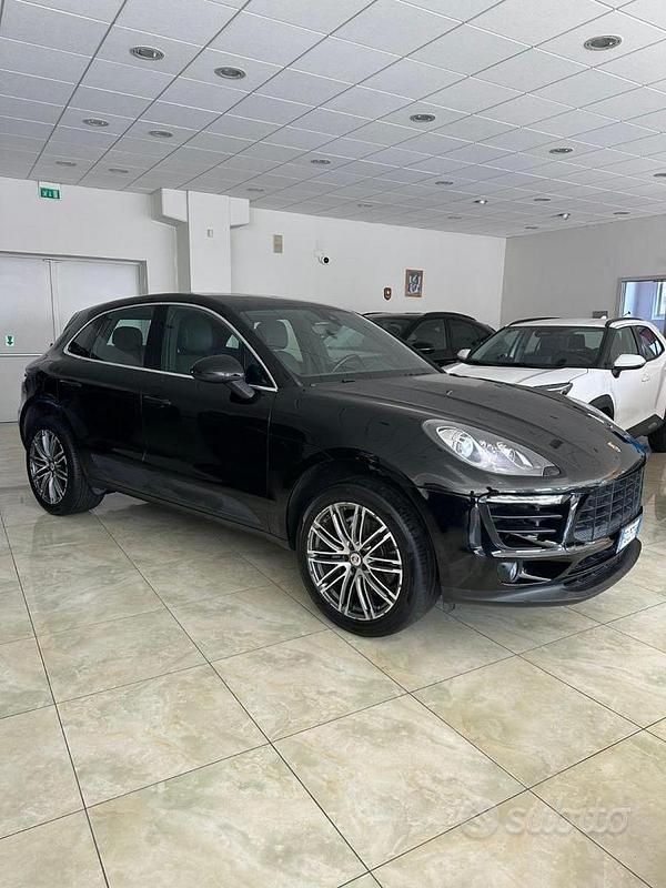 Usata Porsche Macan 258 CV (189 kW) 2016 Nero SUV