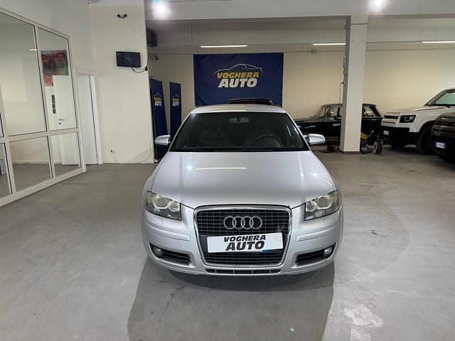 Usata Audi A3 Ambiente 140 CV (102 kW) 2005 Argento Utilitaria