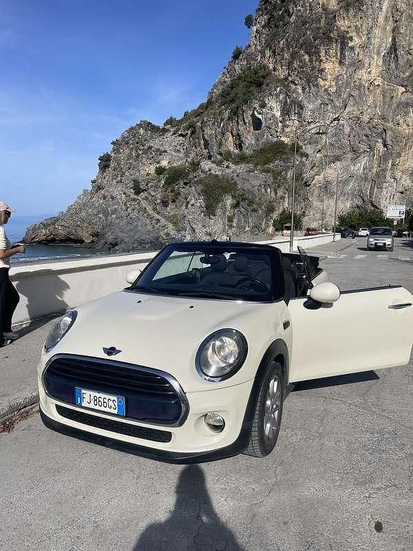 Usata Mini Cooper D Cabriolet 101 CV (74 kW) 2017 Cabrio