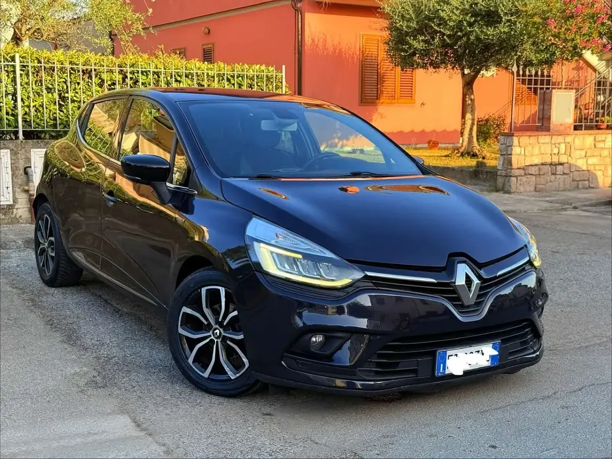 Usata Renault Clio IV 75 CV (55 kW) 2019 Nero Berlina