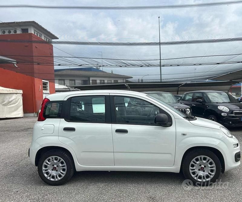 Usata Fiat Panda Easy 95 CV (69 kW) 2018 Bianco Utilitaria