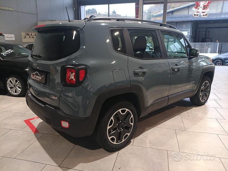 Usata Jeep Renegade Longitude 140 CV (102 kW) 2019 Grigio SUV