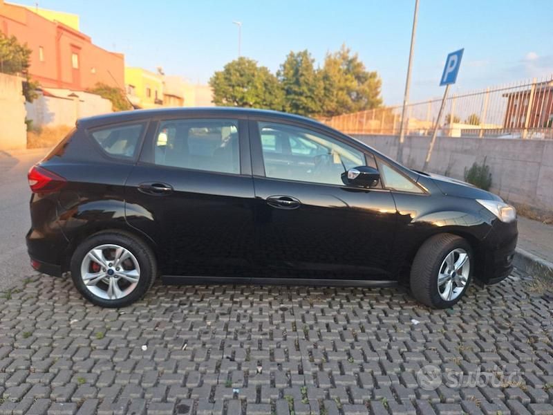 Usata Ford C-MAX 120 CV (88 kW) 2015 Nero Monovolume