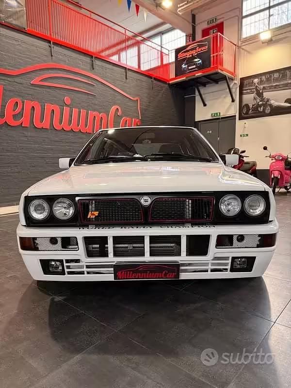 Usata Lancia Delta 205 CV (150 kW) 1992 Bianco Utilitaria
