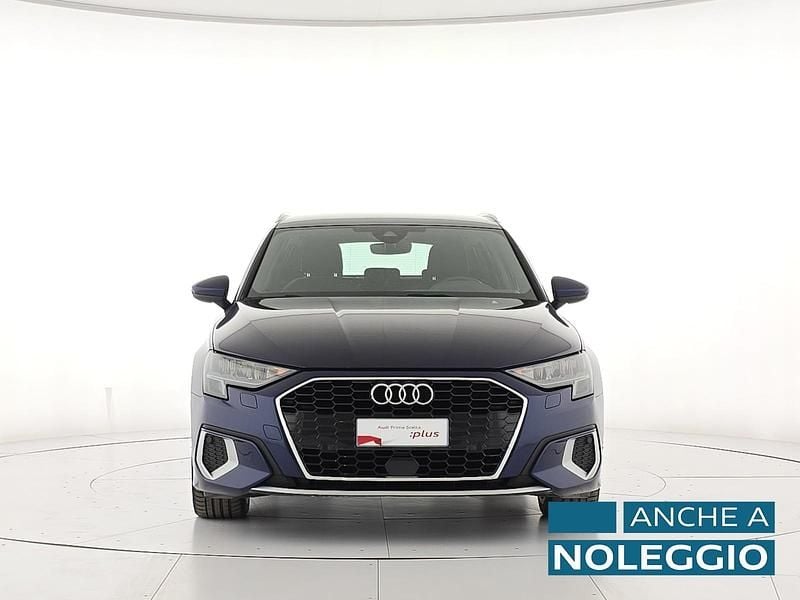 Usado Audi A3 Advanced 150 CV (110 kW) 2022 Azul Berlina