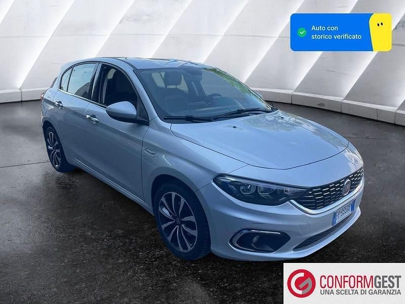 Usata Fiat Tipo Lounge 95 CV (69 kW) 2018 Grigio Utilitaria