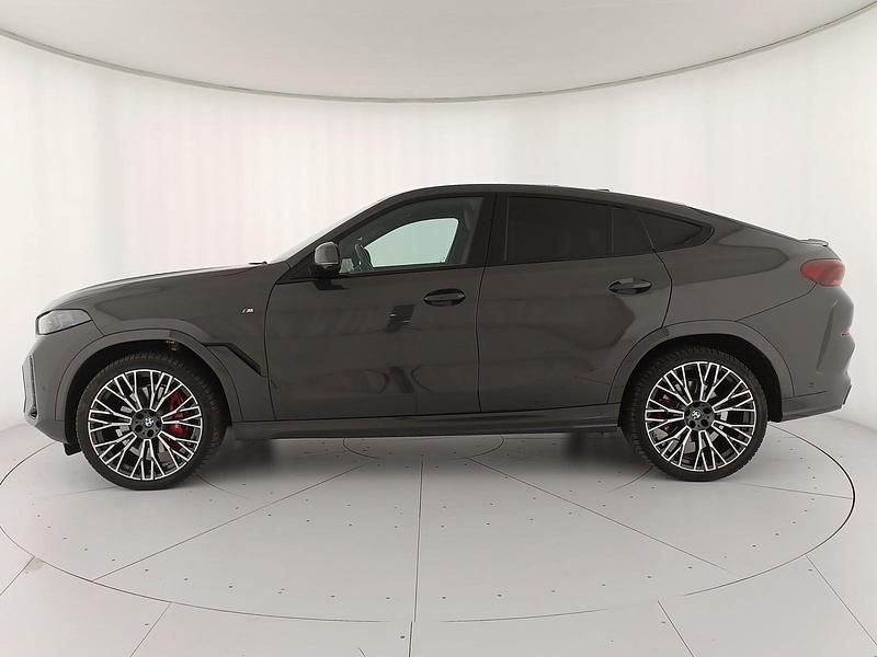 Usata BMW X6 M Sport 340 CV (250 kW) 2024 Nero metallizzato SUV