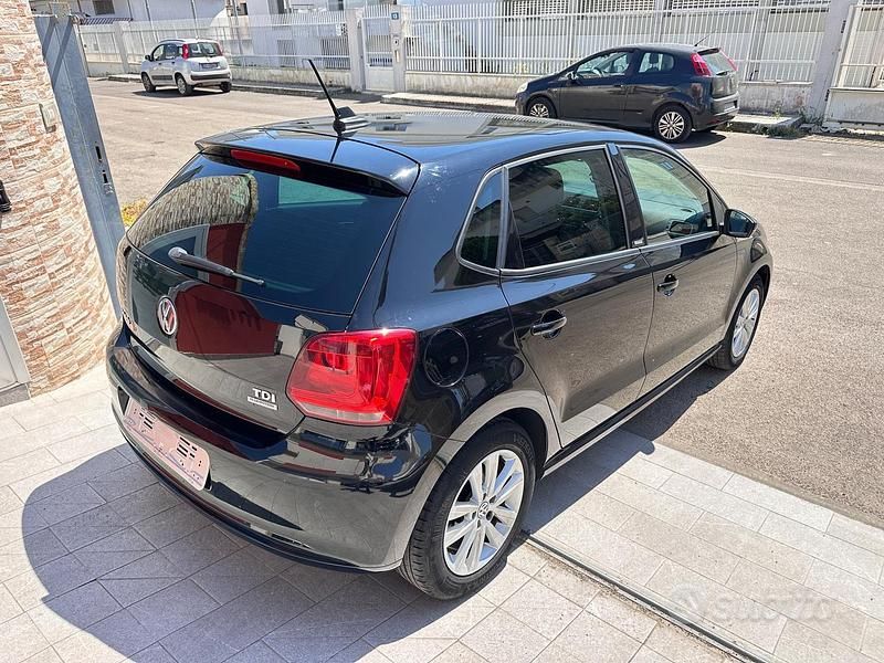 Usata VW Polo Style 90 CV (66 kW) 2012 Nero Utilitaria