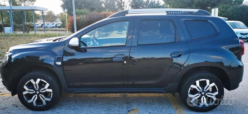 Usata Dacia Duster 101 CV (74 kW) 2022 Nero SUV