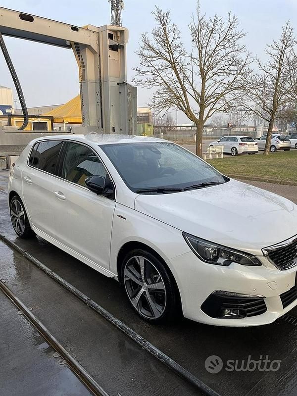 Usata Peugeot 308 GT-line 131 CV (96 kW) 2018 Bianco Berlina