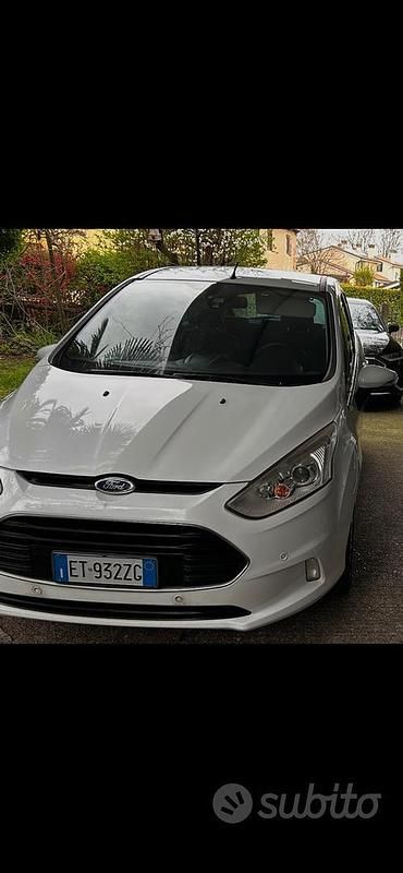 Usata Ford B-MAX 100 CV (73 kW) 2014 Bianco Monovolume