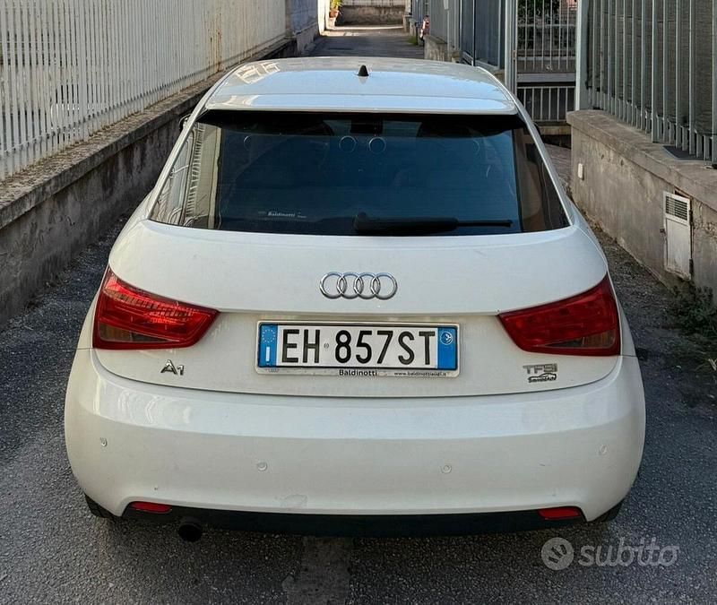 Usata Audi A1 Attraction 85 CV (62 kW) 2011 Bianco Utilitaria