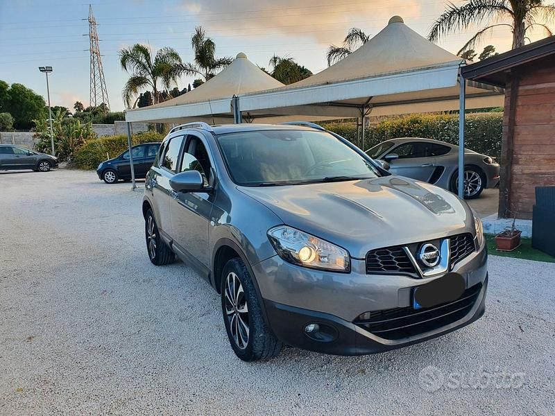 Grigio Usata 2012 Nissan Qashqai 360º SUV | 8900 € (Cara) - Immagine 1/4