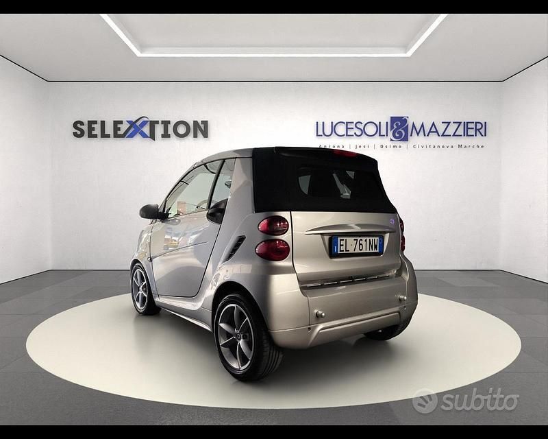 Usata Smart ForTwo Cabrio Pure 71 CV (52 kW) 2012 Grigio Cabrio