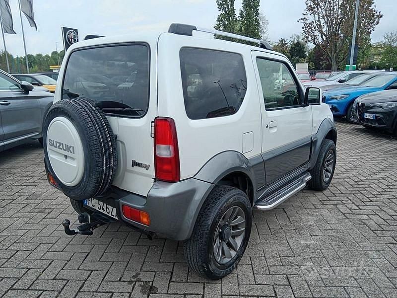Usata Suzuki Jimny 85 CV (62 kW) 2016 Bianco SUV