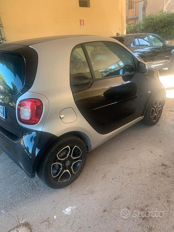 Usata Smart ForFour 71 CV (52 kW) 2018 Utilitaria