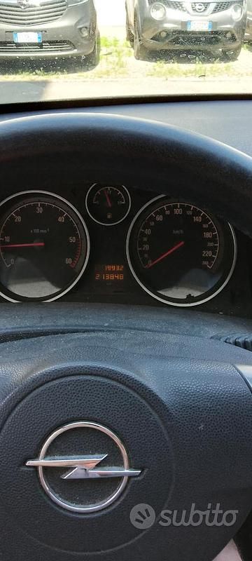 Usata Opel Astra 150 CV (110 kW) 2007 Grigio Station wagon