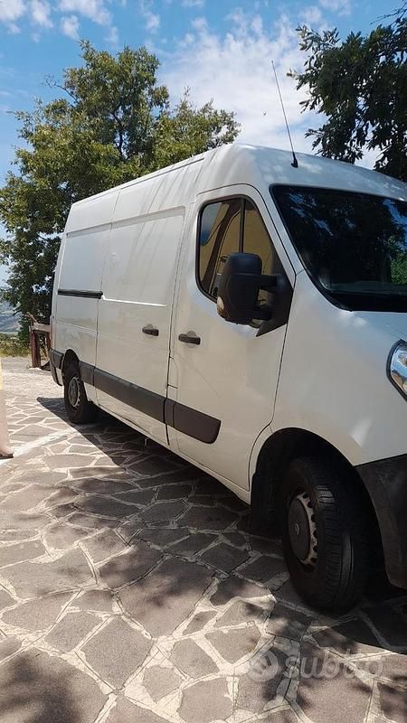 Usata Opel Movano 90 CV (66 kW) 2017 Furgone