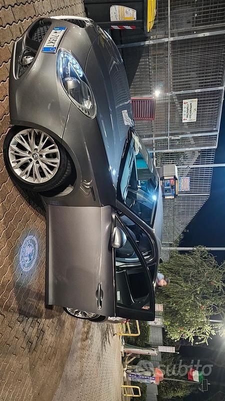 Usata Alfa Romeo Giulietta 120 CV (88 kW) 2017 Grigio Utilitaria