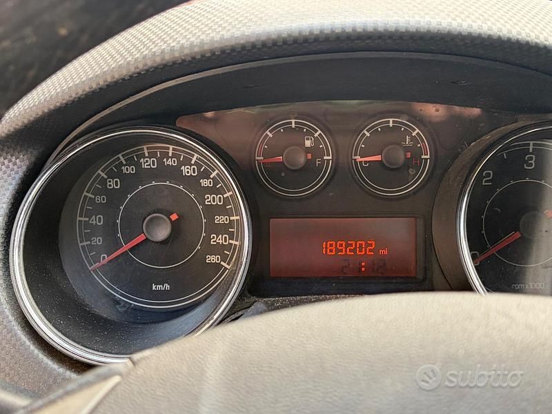 Usata Fiat Bravo 120 CV (88 kW) 2007 Utilitaria