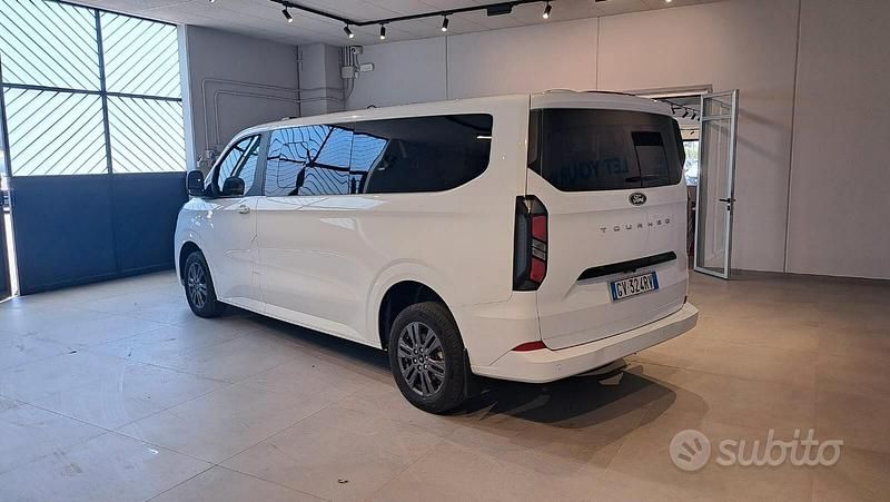 Occasion Ford Tourneo 136 ch (100 kW) 2024 Blanc Monospace