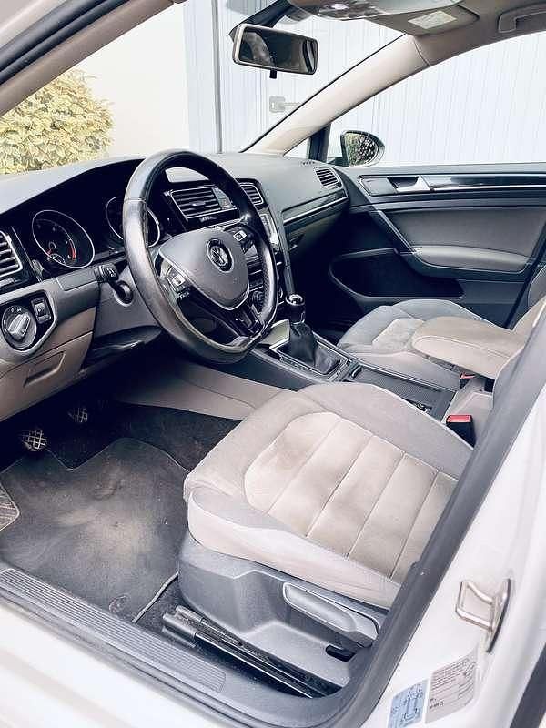 Usata VW Golf VII Highline 105 CV (77 kW) 2015 Berlina