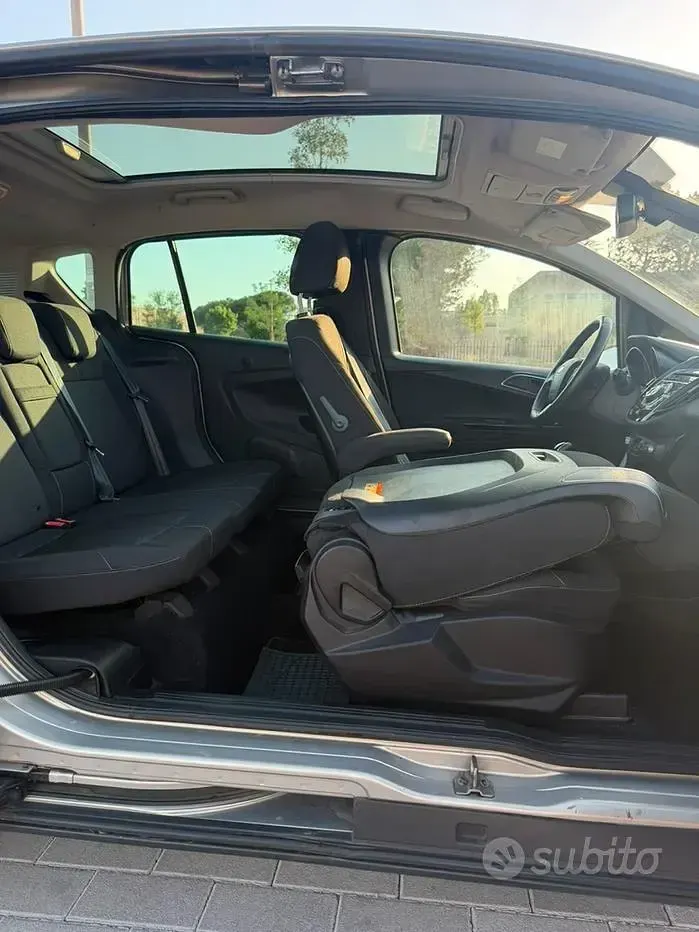 Usata Ford B-MAX Titanium 125 CV (91 kW) 2012 Grigio Monovolume
