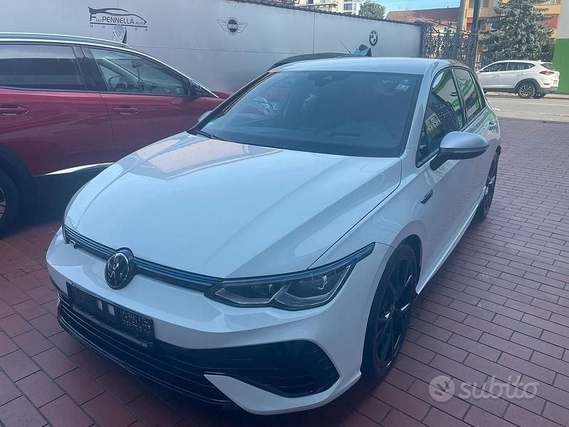 Usata VW Golf VIII R 333 CV (244 kW) 2023 Bianco Berlina