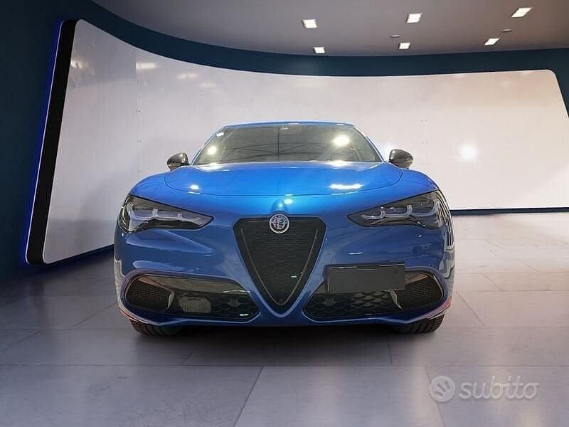 Usata Alfa Romeo Stelvio Veloce 280 CV (205 kW) 2023 Blu/azzurro SUV