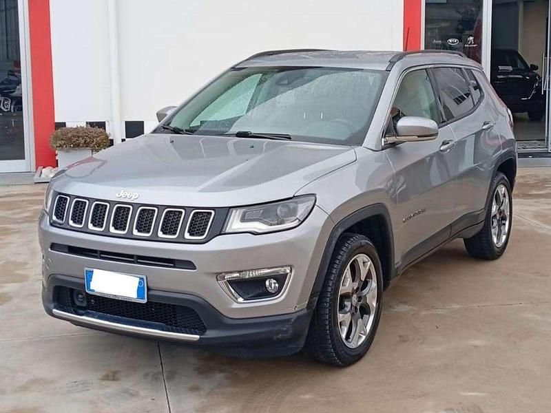 Usata Jeep Compass Limited 140 CV (102 kW) 2019 Grigio SUV