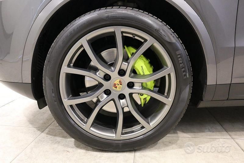 Occasion Porsche Cayenne 462 ch (339 kW) 2020 Gris SUV