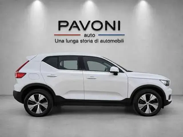 Usata Volvo XC40 Inscription 211 CV (155 kW) 2021 Argento SUV