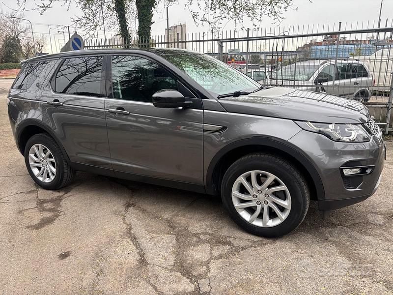 Usata Land Rover Discovery Sport SE 150 CV (110 kW) 2017 Grigio SUV