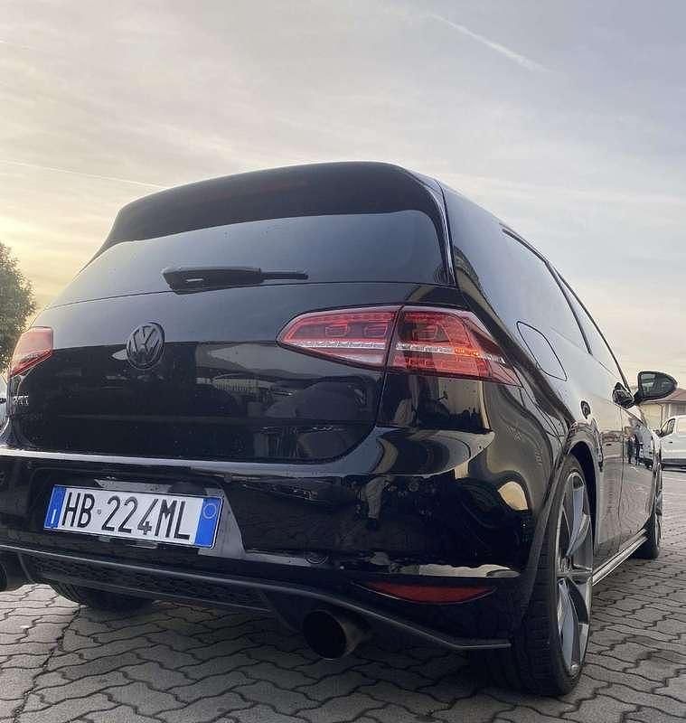 Usata VW Golf VII GTI 220 CV (161 kW) 2013 Berlina