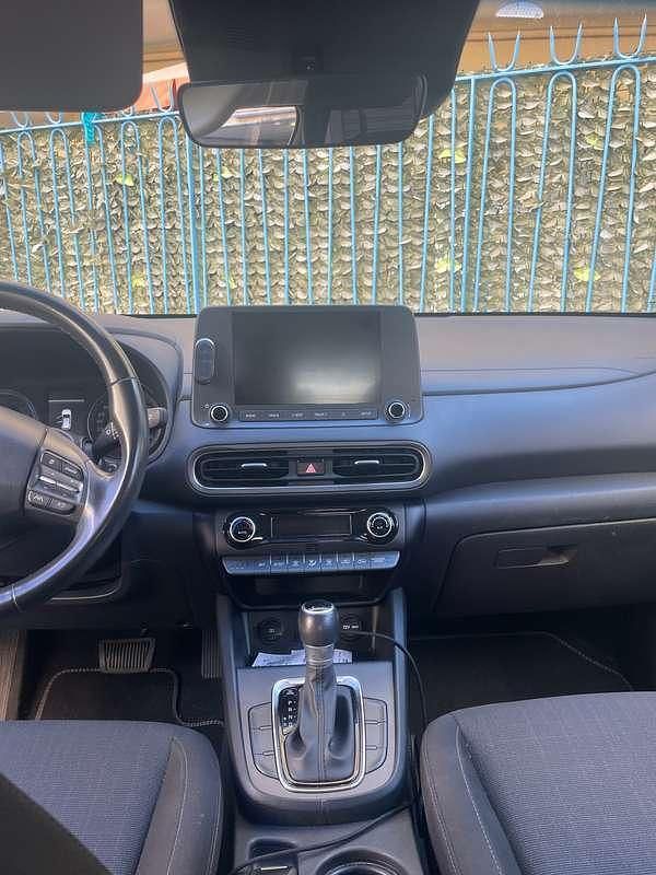Usata Hyundai Kona 105 CV (77 kW) 2022 Bianco SUV