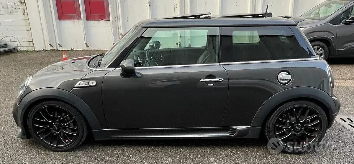 Usata Mini John Cooper Works Coupé 184 CV (135 kW) 2012 Grigio Coupé