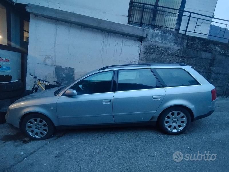 Usata Audi A6 Ambiente 110 CV (80 kW) 1998 Grigio Station wagon