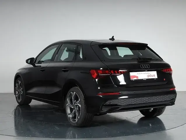 Nuova Audi A3 Advanced 204 CV (150 kW) 2025 Nero mythos metallizzato Berlina