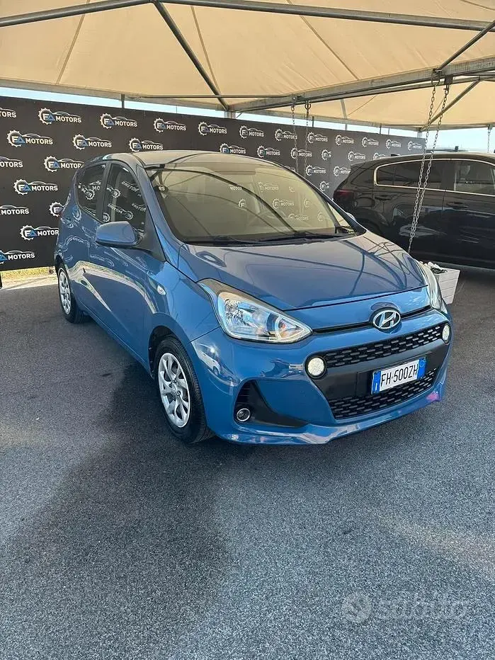 Usata Hyundai i10 66 CV (48 kW) 2017 Bluazzurro Utilitaria