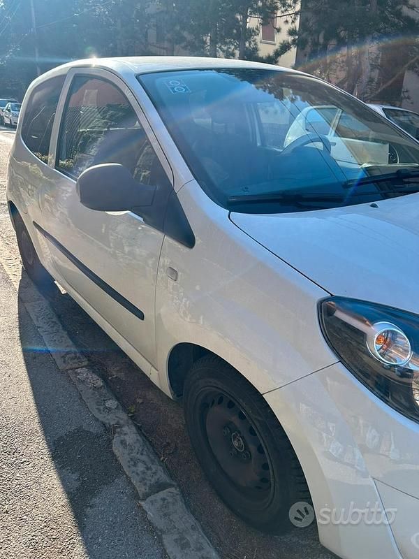Usata Renault Twingo 75 CV (55 kW) 2010 Utilitaria