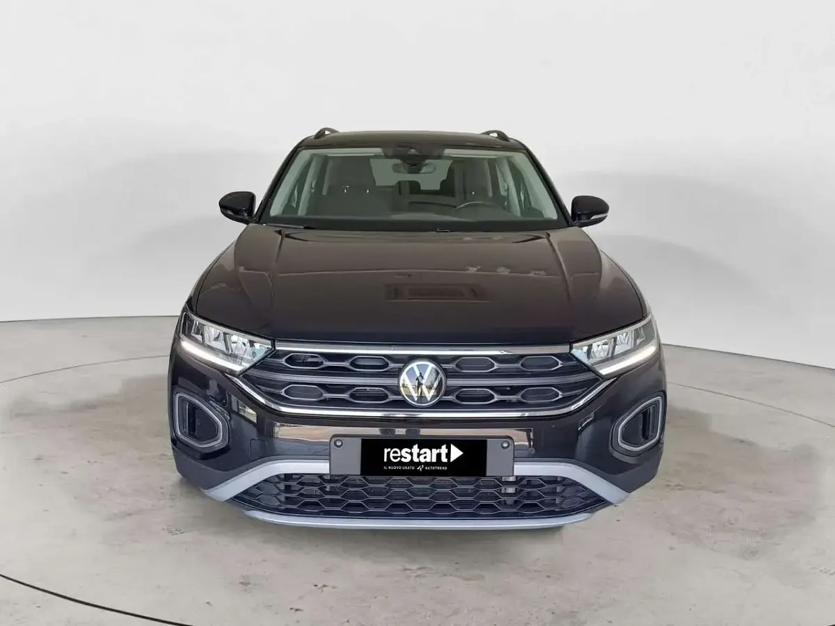 Usata VW T-Roc Life 150 CV (110 kW) 2022 Nero SUV