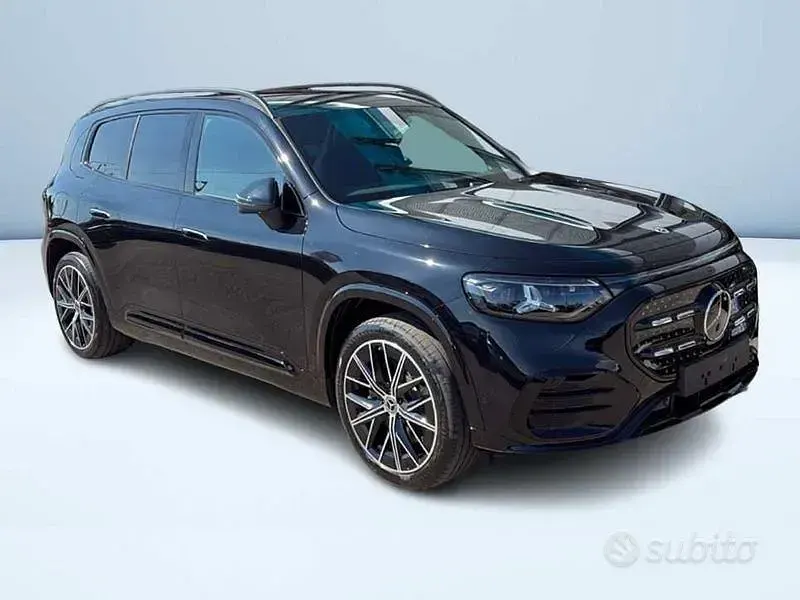Nuova Mercedes GLB250 AMG line 22 kW (30 CV) 2026 Nero SUV