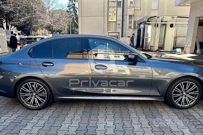 Usata BMW 318 M Sport 156 CV (114 kW) 2021 Grigio Berlina