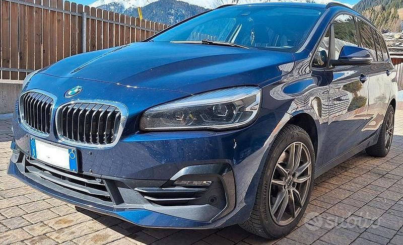 Usata BMW 218 Gran Tourer Sport Line 150 CV (110 kW) 2018 Blu/azzurro Monovolume